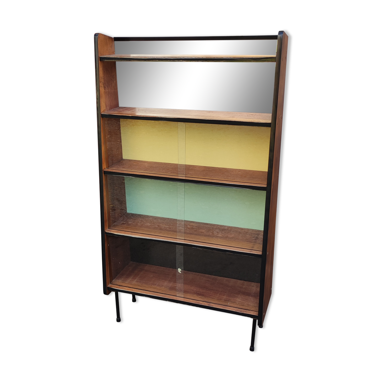 Multicolor bookcase shelf