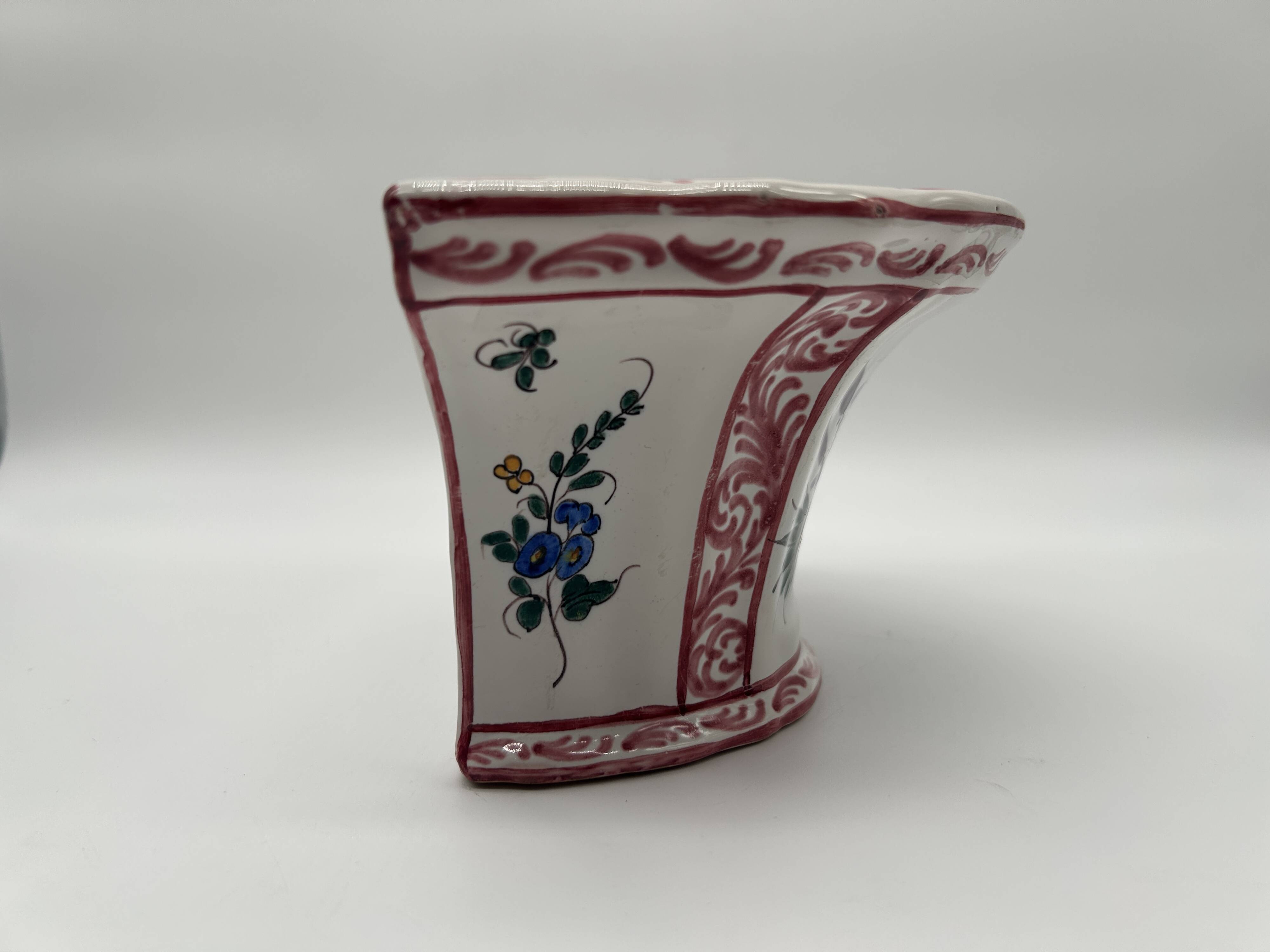 Antique wall-mounted vase - Japonese decor