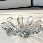 Large pocket organic floral shape/Corolla/Starry. Art Vannes France unsigned. Crystal.