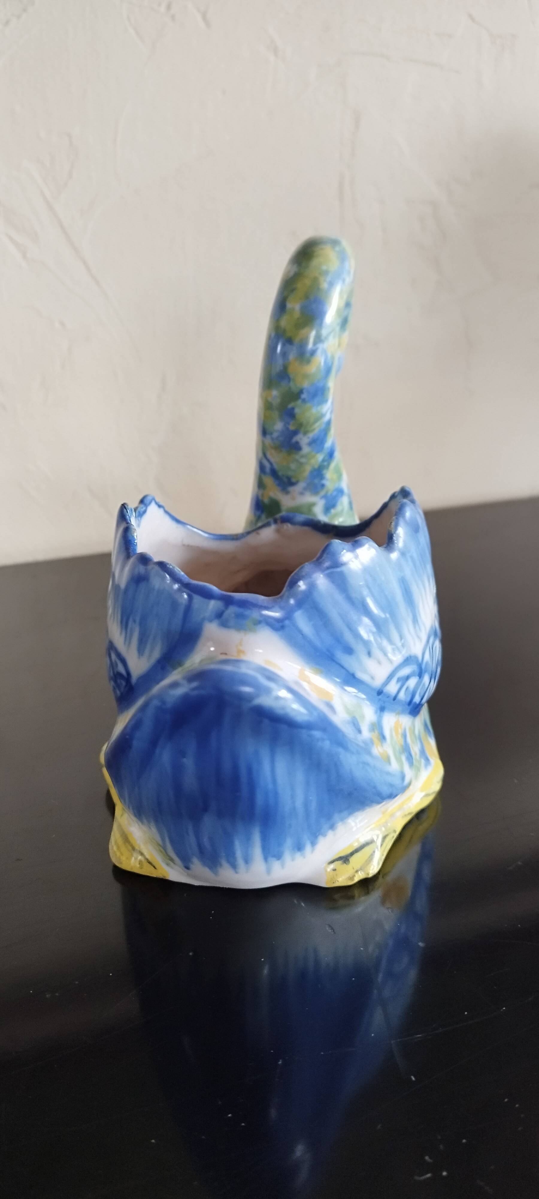 Ashtray or small planter in the shape of a swan made of Quimper earthenware.
