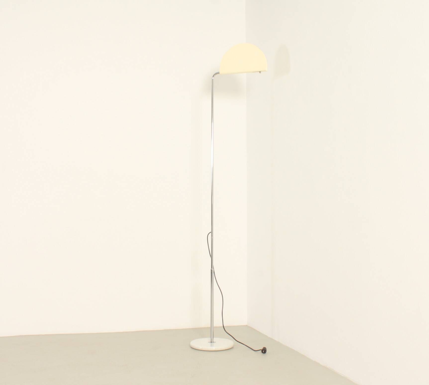 Mezzaluna floor lamp by Bruno Gecchelin for Skipper, Italy, 1975