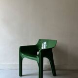 Green Gaudi Chair, design Vico Magistretti for Artémide 1970