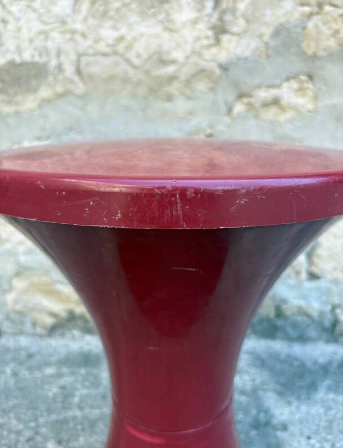 Tabouret tam tam stamp rouge cerise édition originale