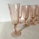 Flûtes à champagne en verre rose années 80