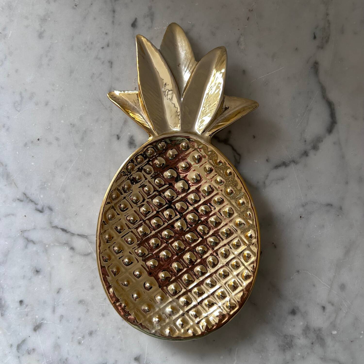 Golden pineapple catchall