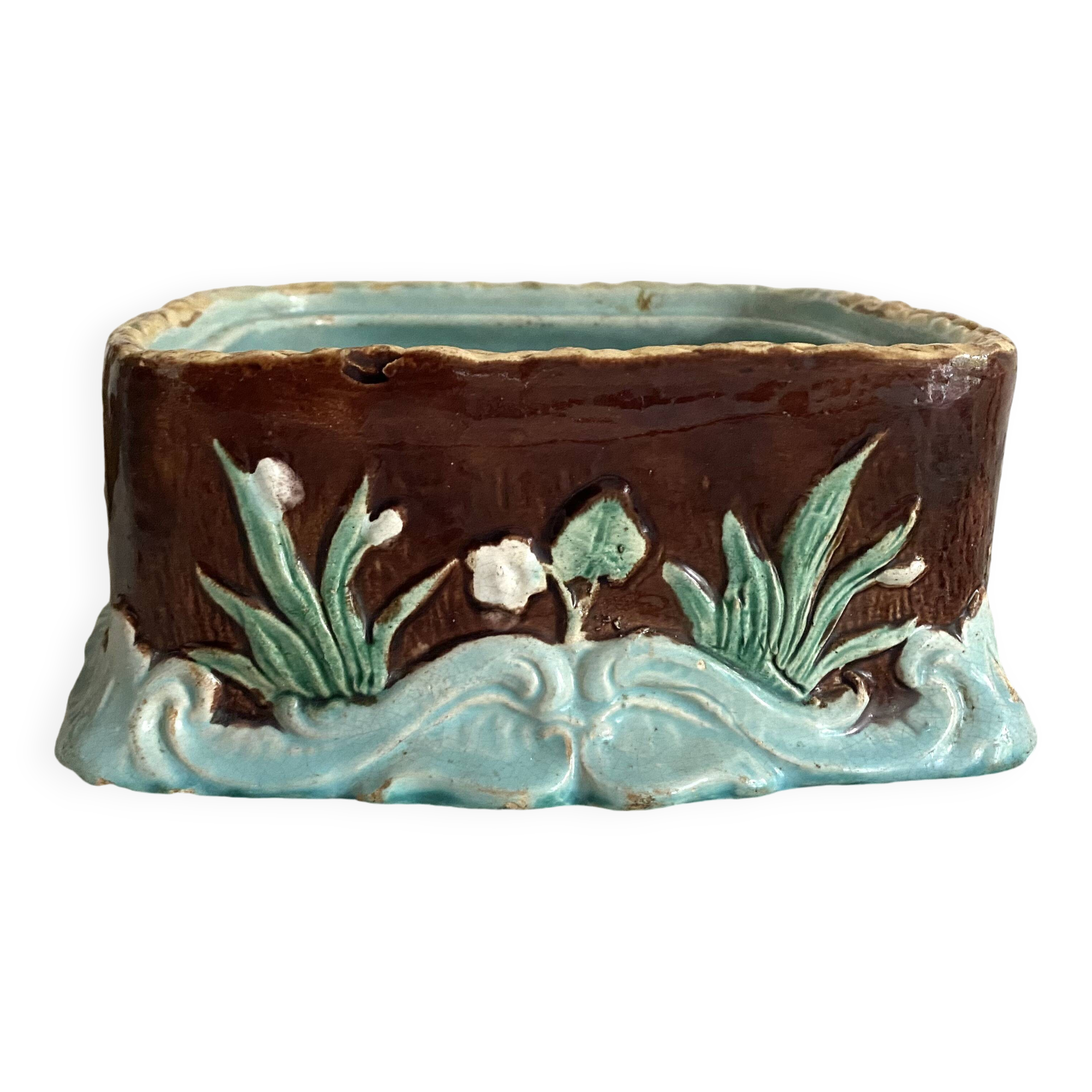Art Nouveau slip dish
