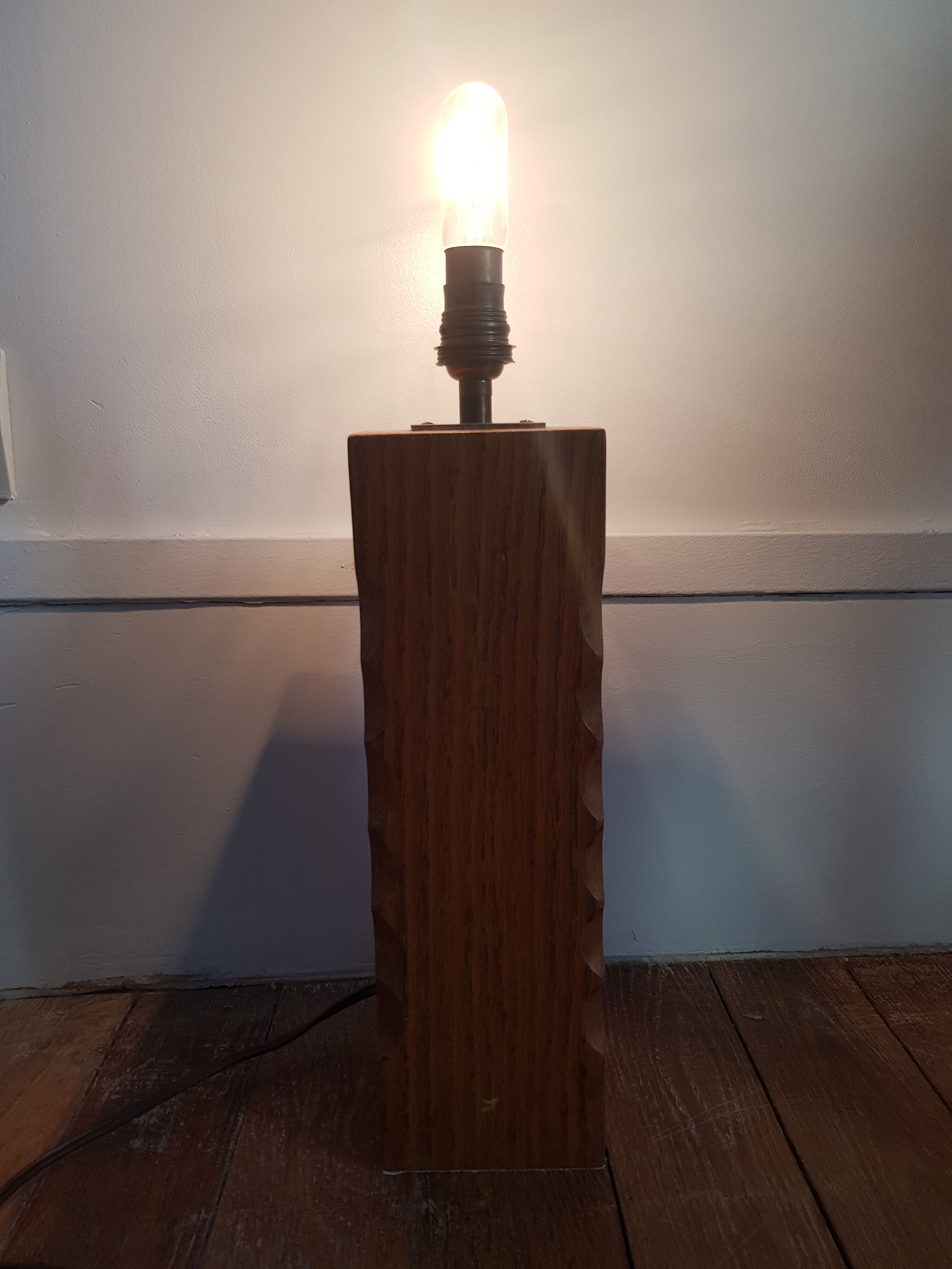 Wooden lamp foot