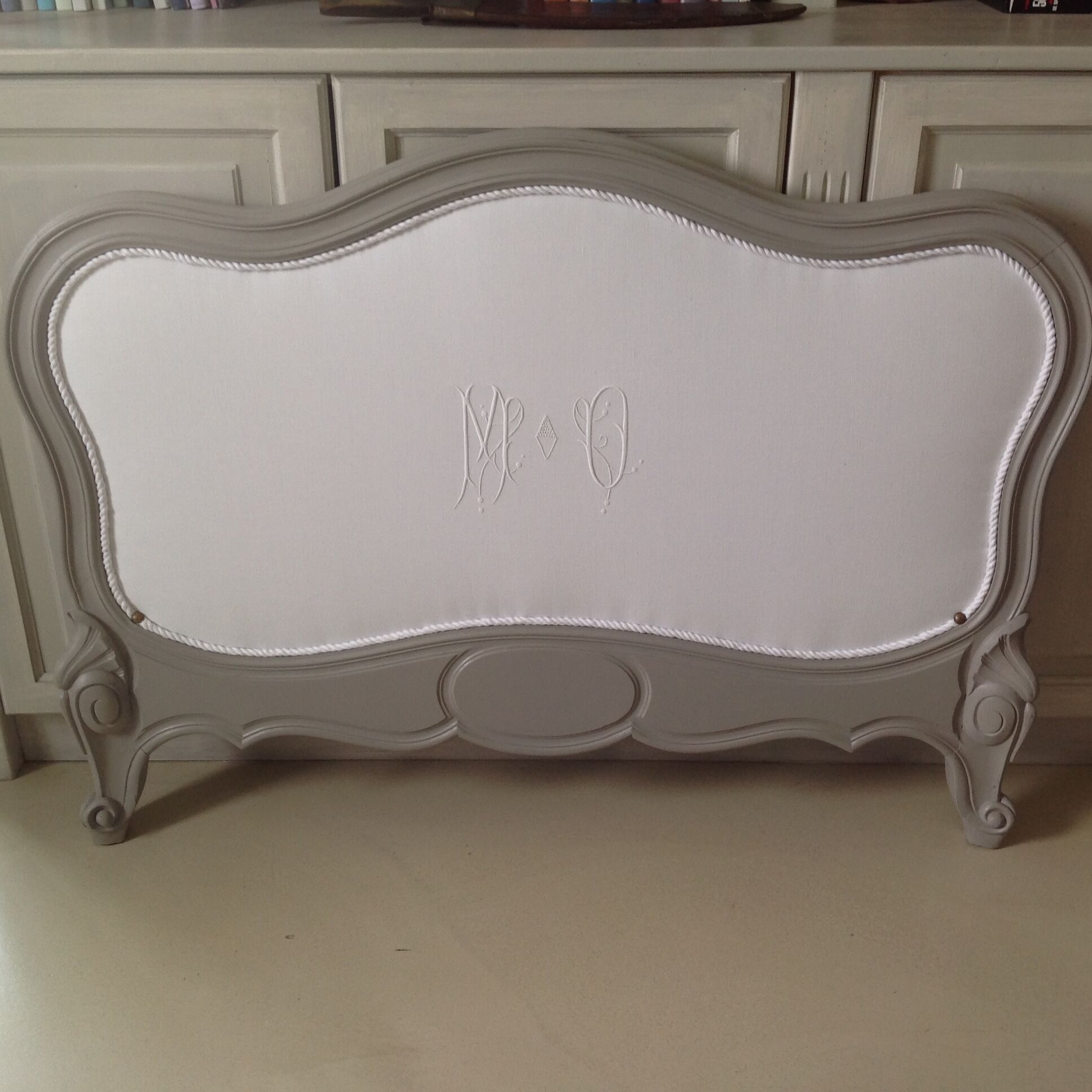 Shabby headboard