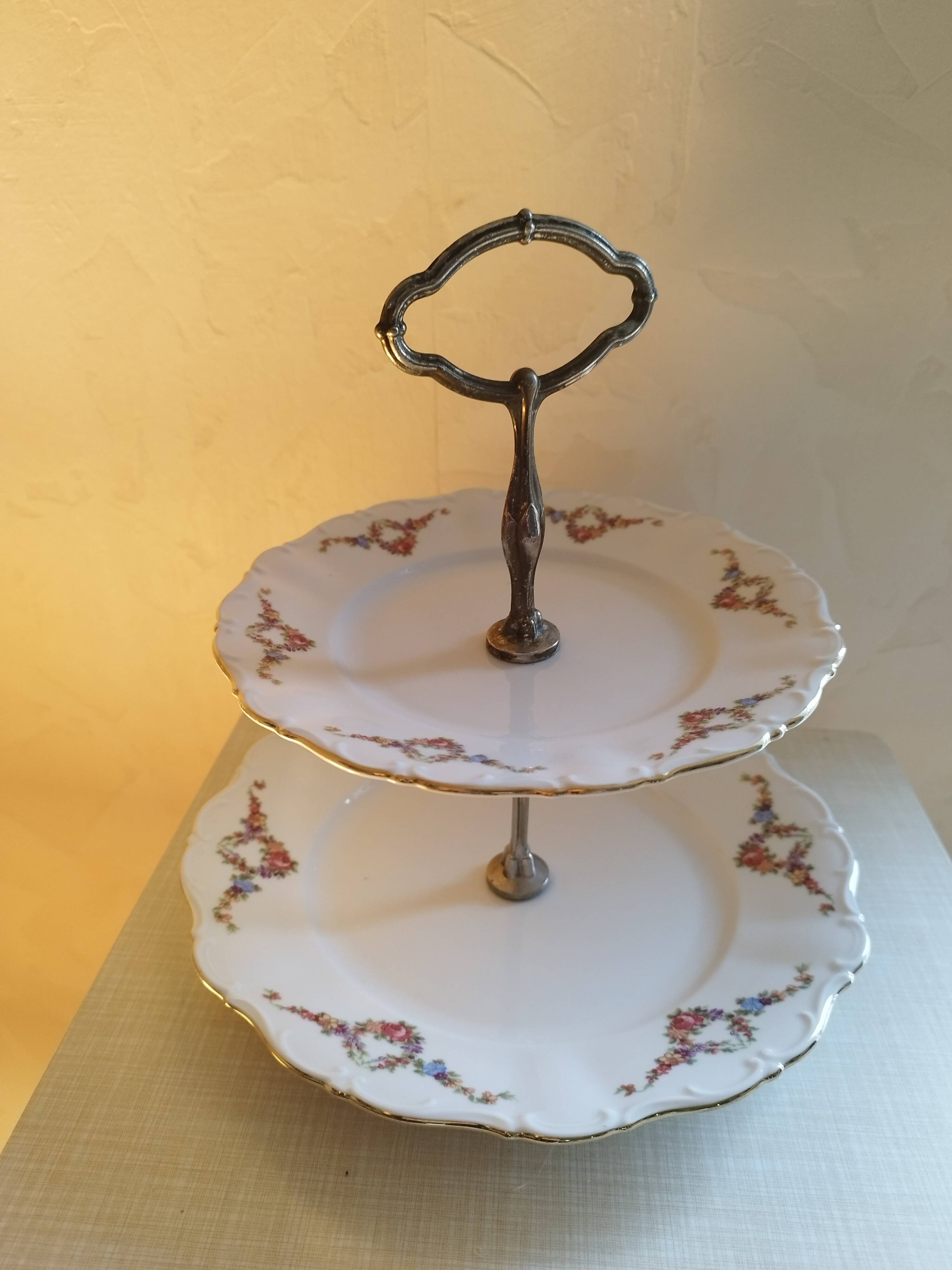 Bavarian porcelain display stand