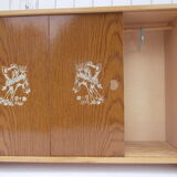 Doll cabinet