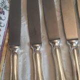 12 knives