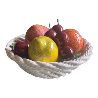 Trompe l'oeil woven ceramic fruit cup