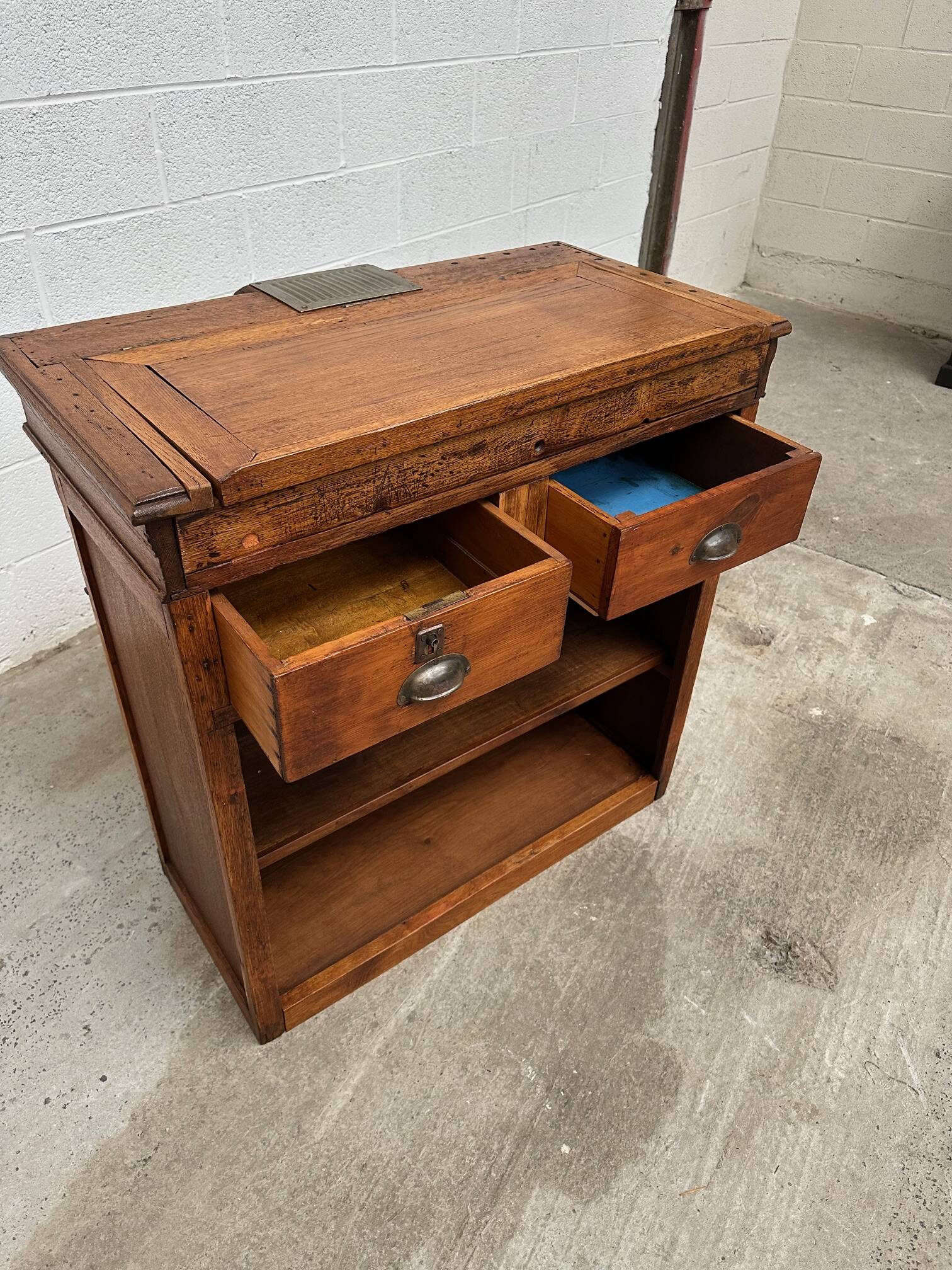 Late 19th century oak reception counter