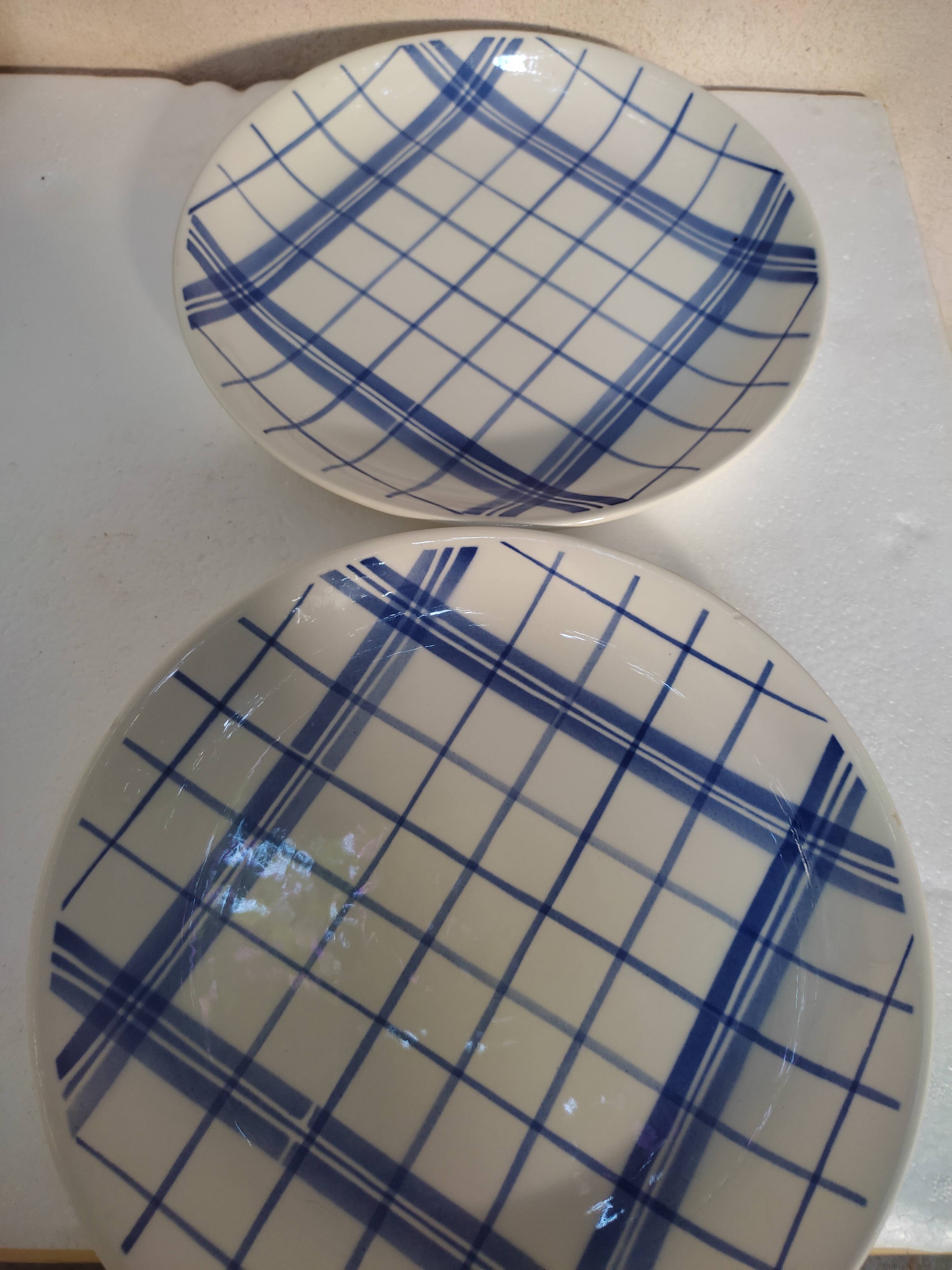 Checkered plate duo