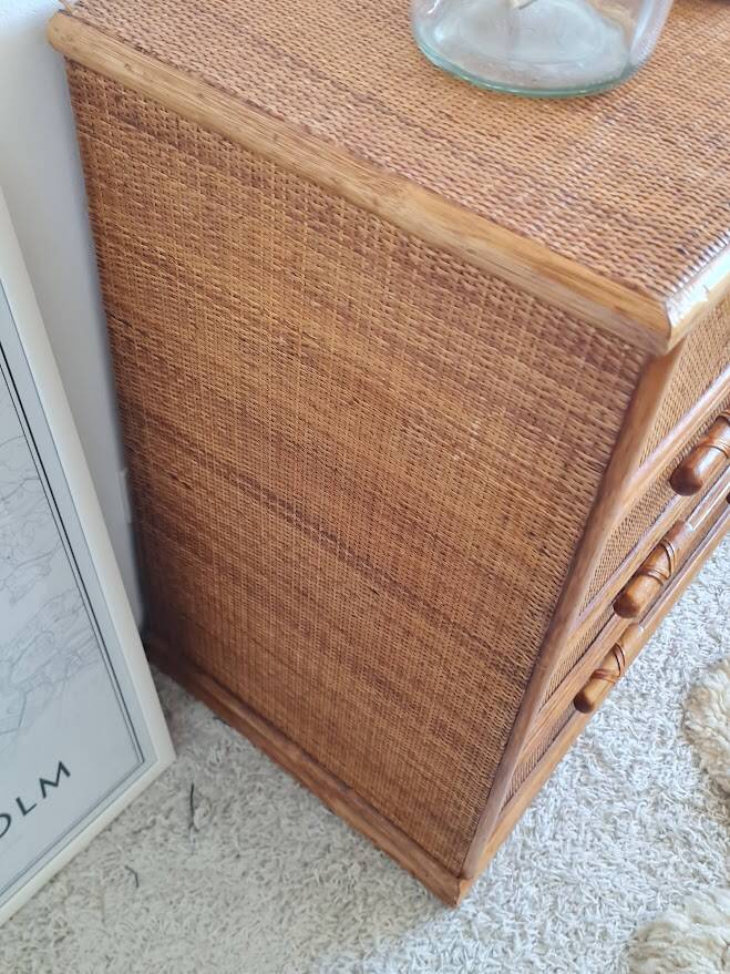 Commode en rotin, circa 1970