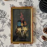 Vintage dried flowers frame