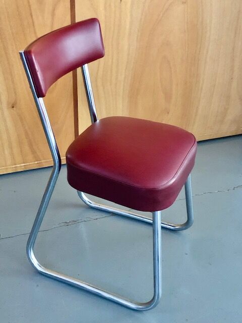 Office chairs in burgundy skaï 50s