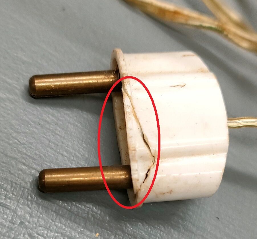 Crystal and golden brass table lamp ~ 1950s/1960s