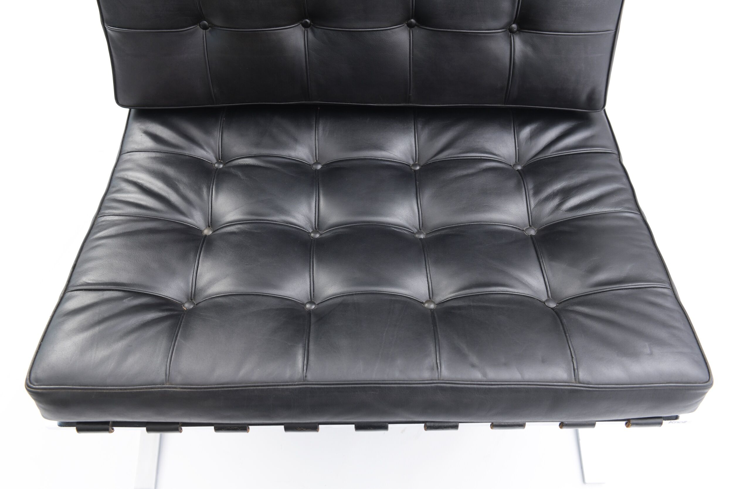 Barcelona chair by Mies van der Rohe, Knoll Studio