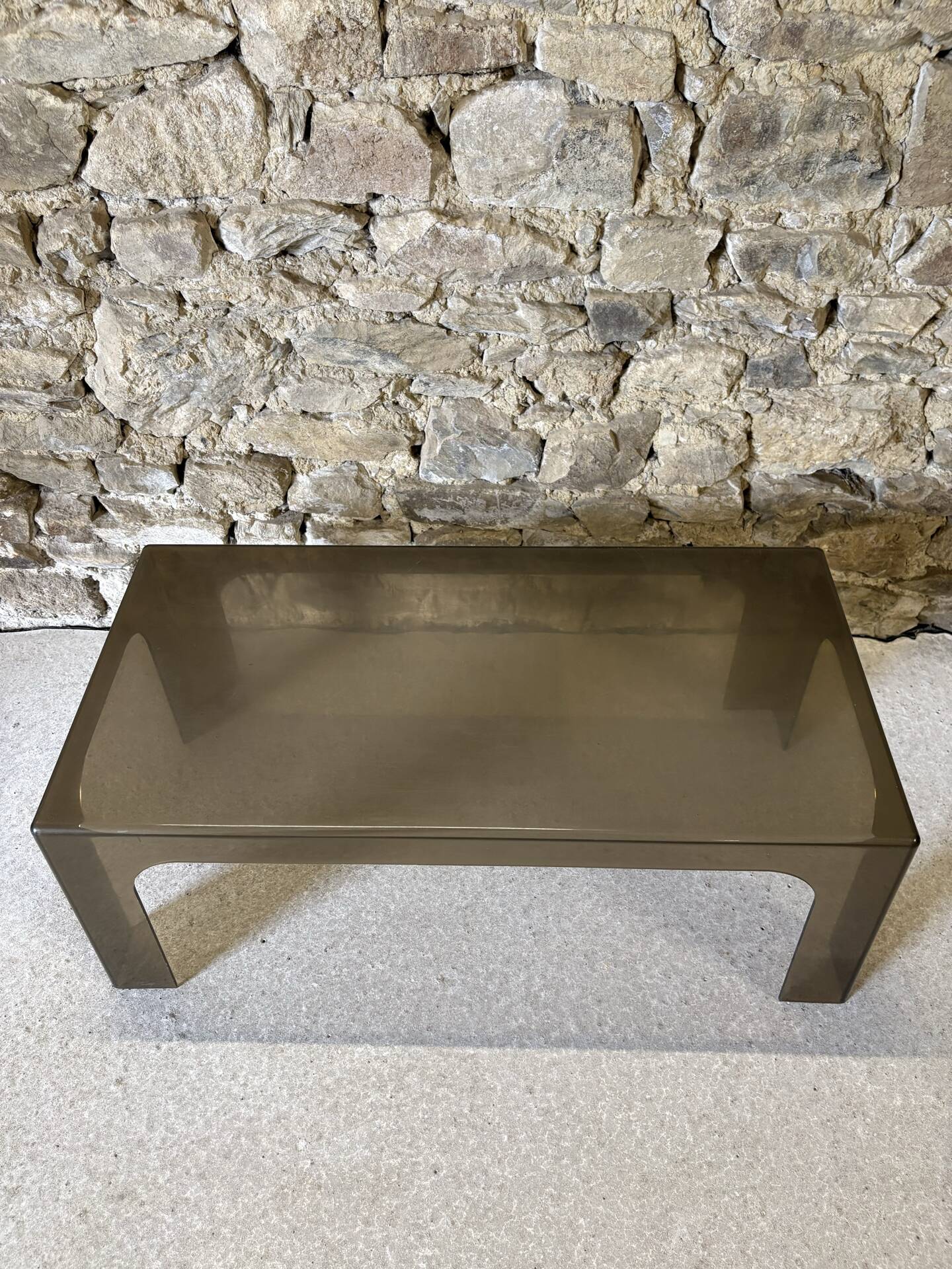 Table basse rectangulaire en plastique moulé, 1970