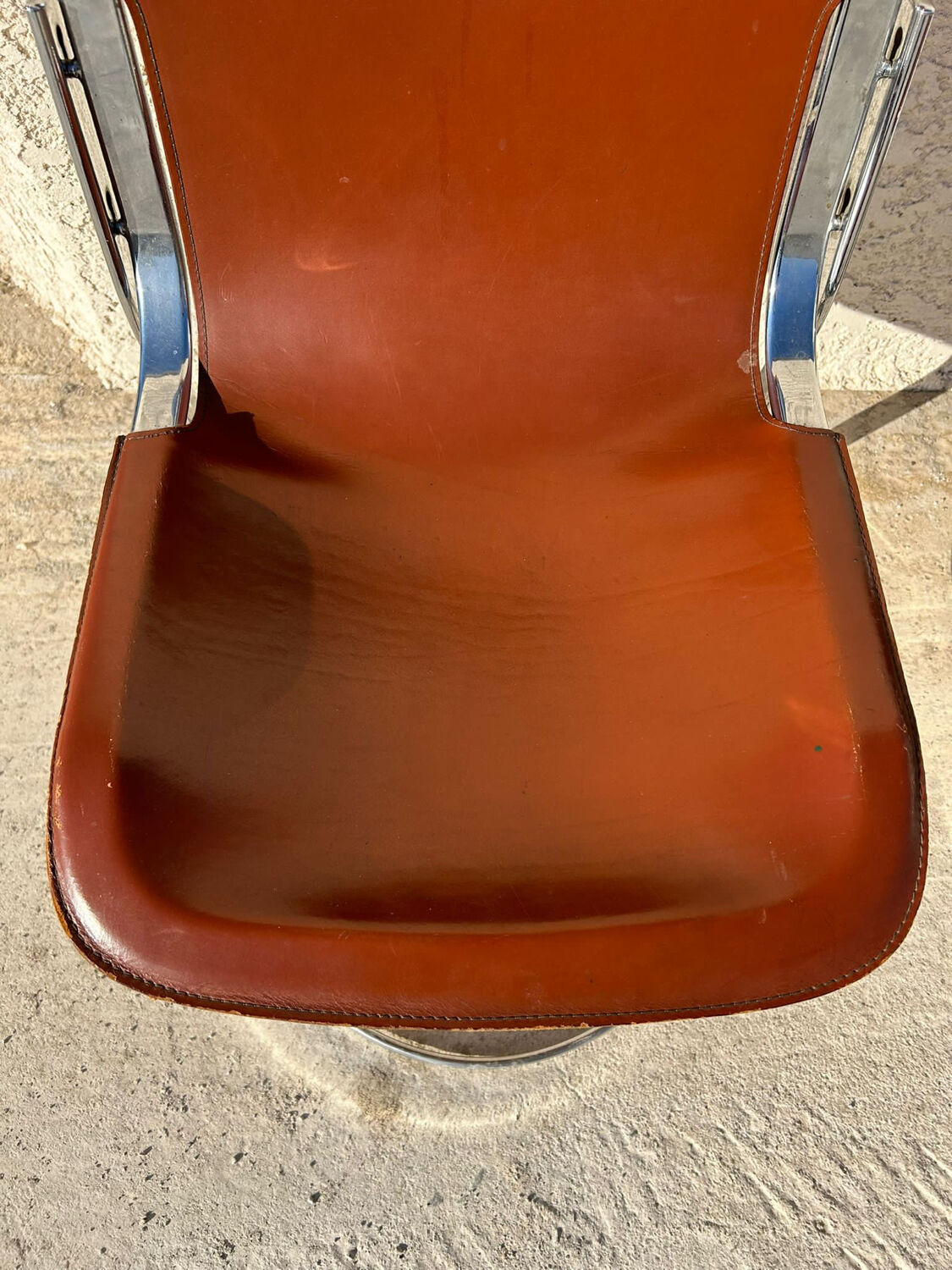 Pair of leather and chromed metal chairs year 70