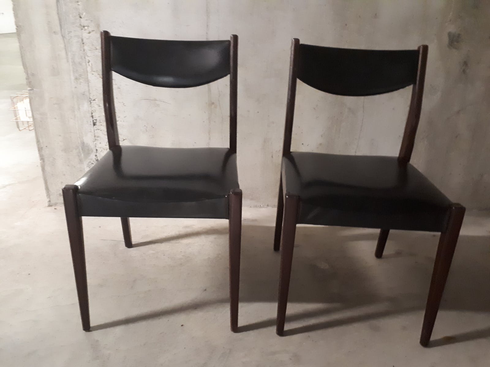 Paire de chaises scandinaves