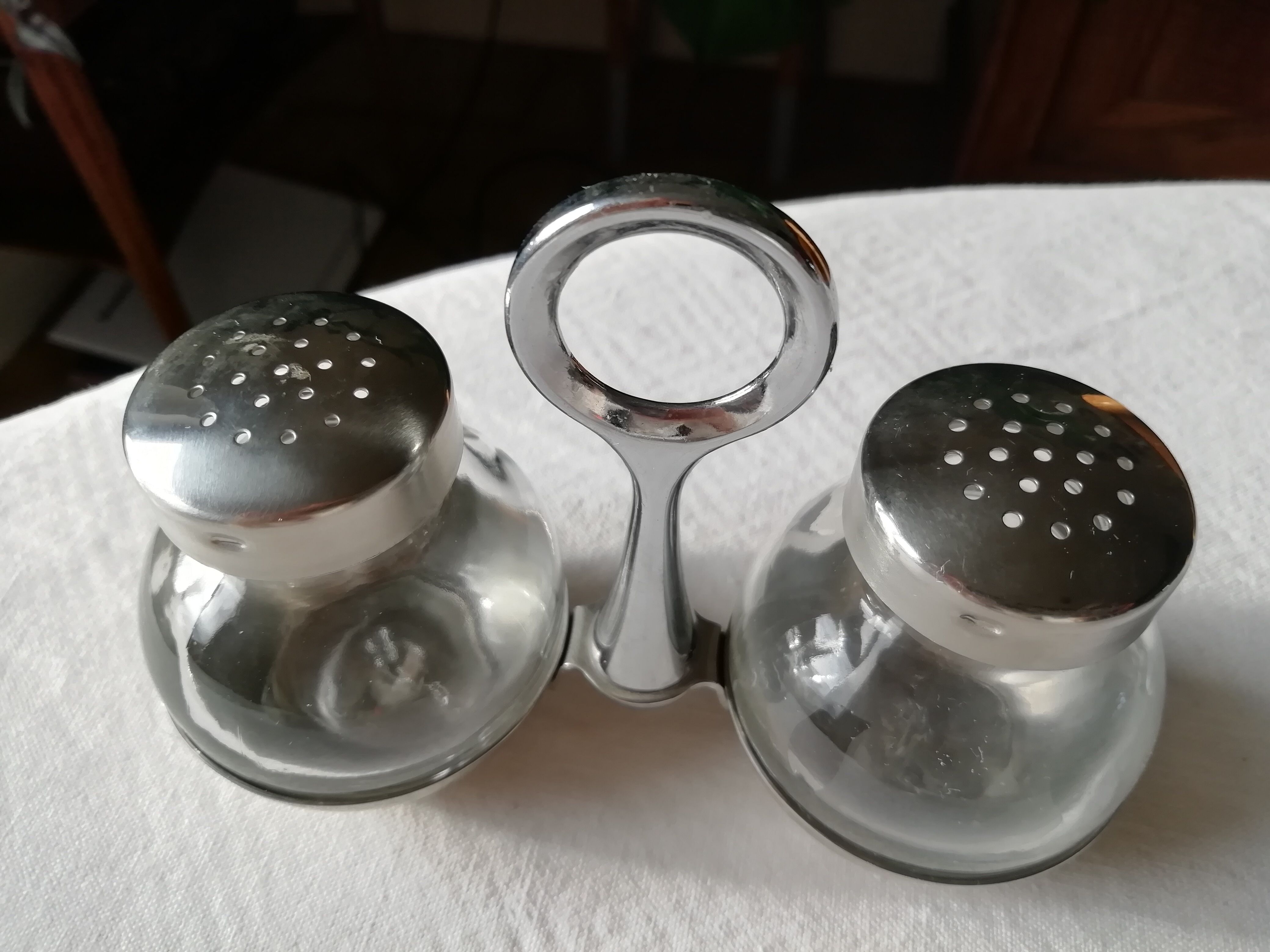 Pepper shaker