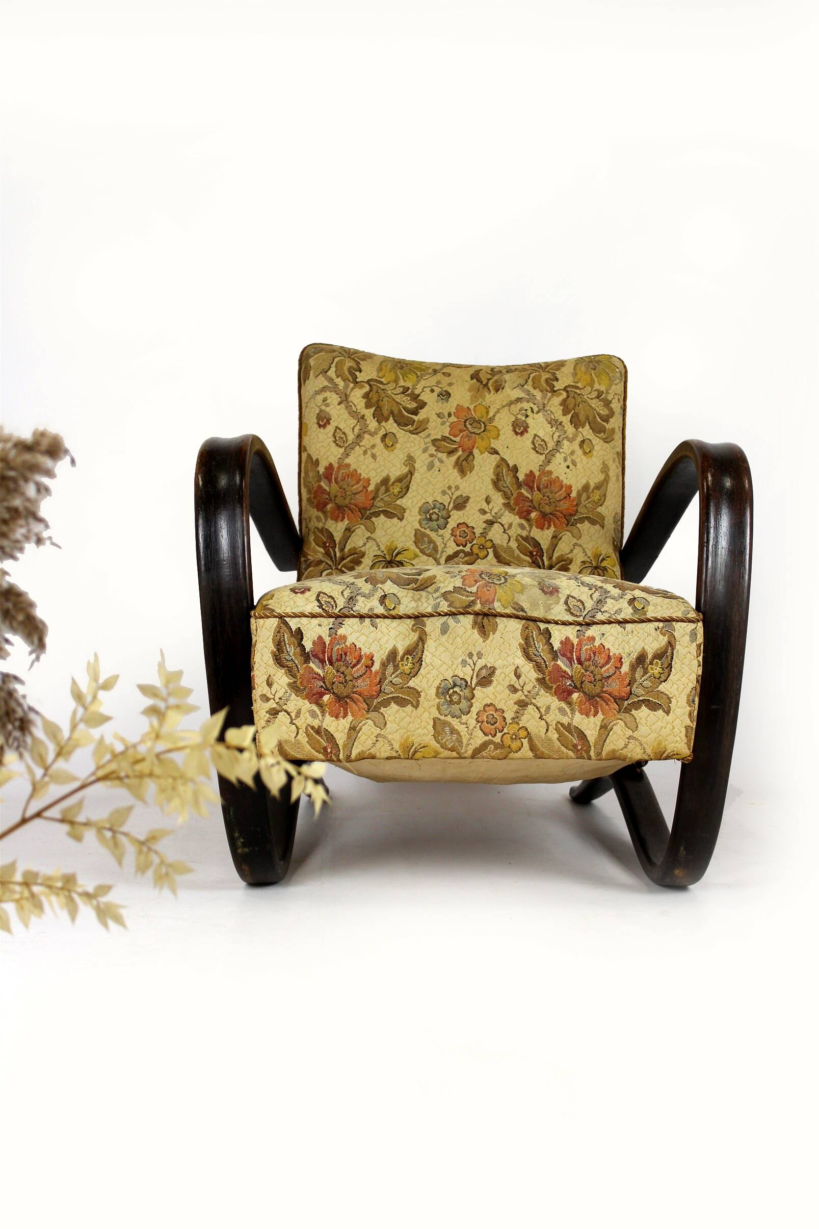 H-269 Lounge Chair by Jindřich Halabala, 1930s