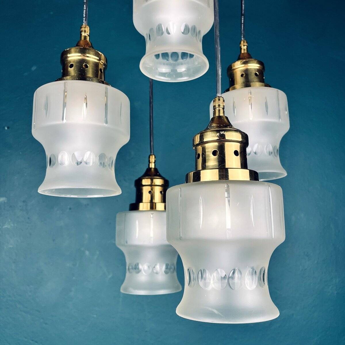 Mid-century glass cascade chandelier, Italy, 1970s.