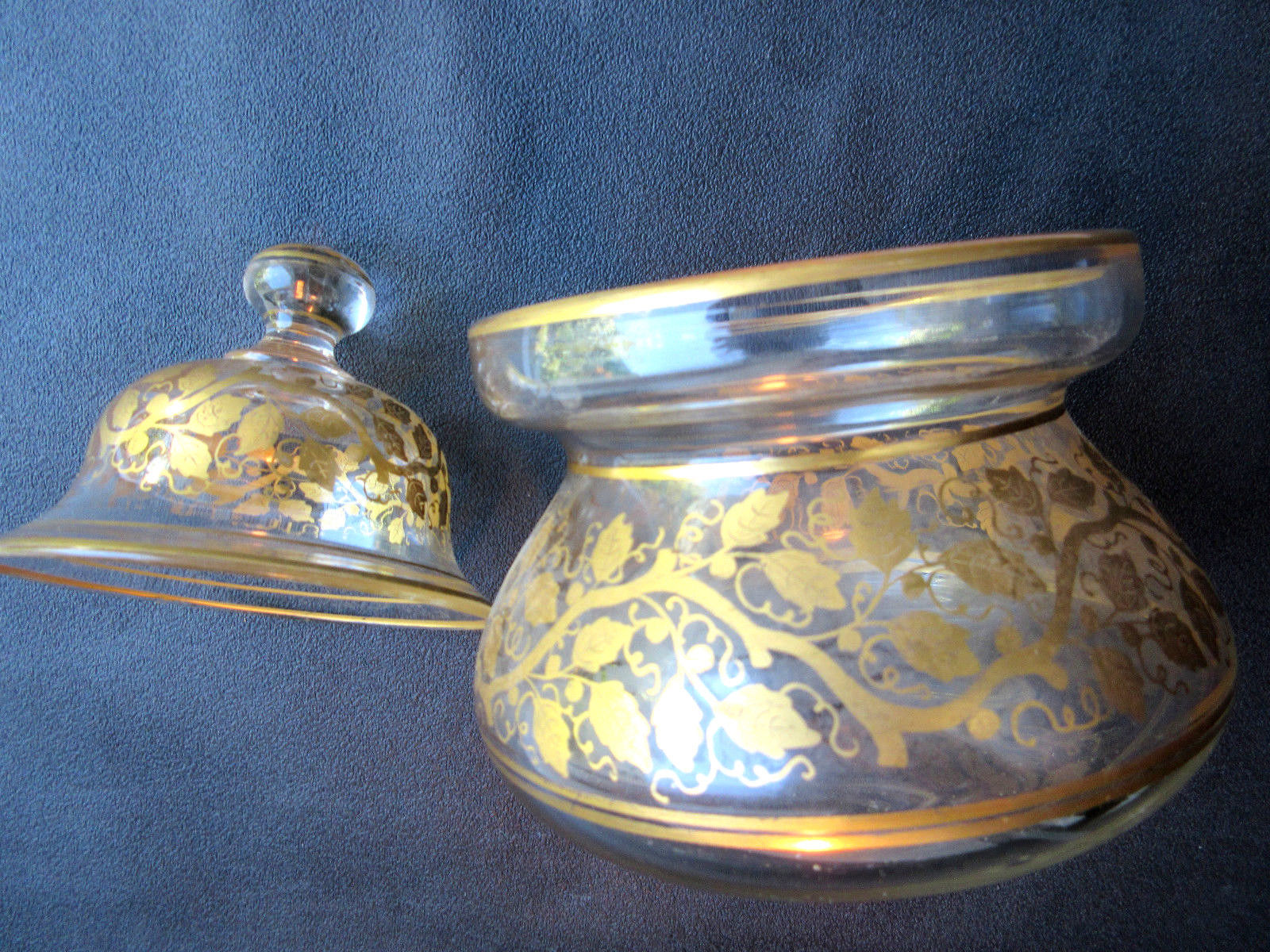 Candy, Baccarat crystal sugar: garlands of golden leaves with fine gold