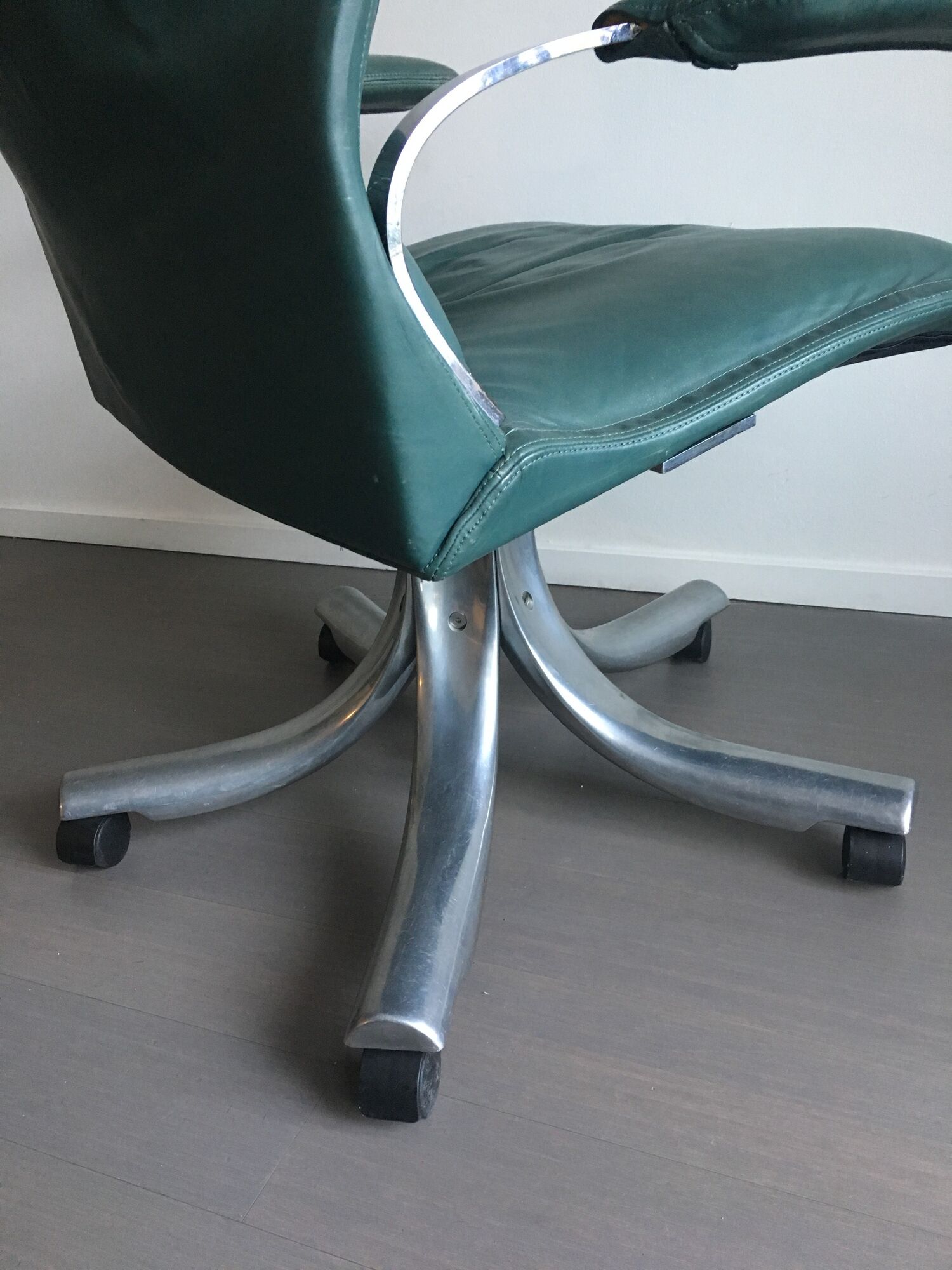 1970's Saporiti lounge chair by Giovanni Offredi