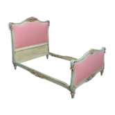 Lit capitonné style Louis XV