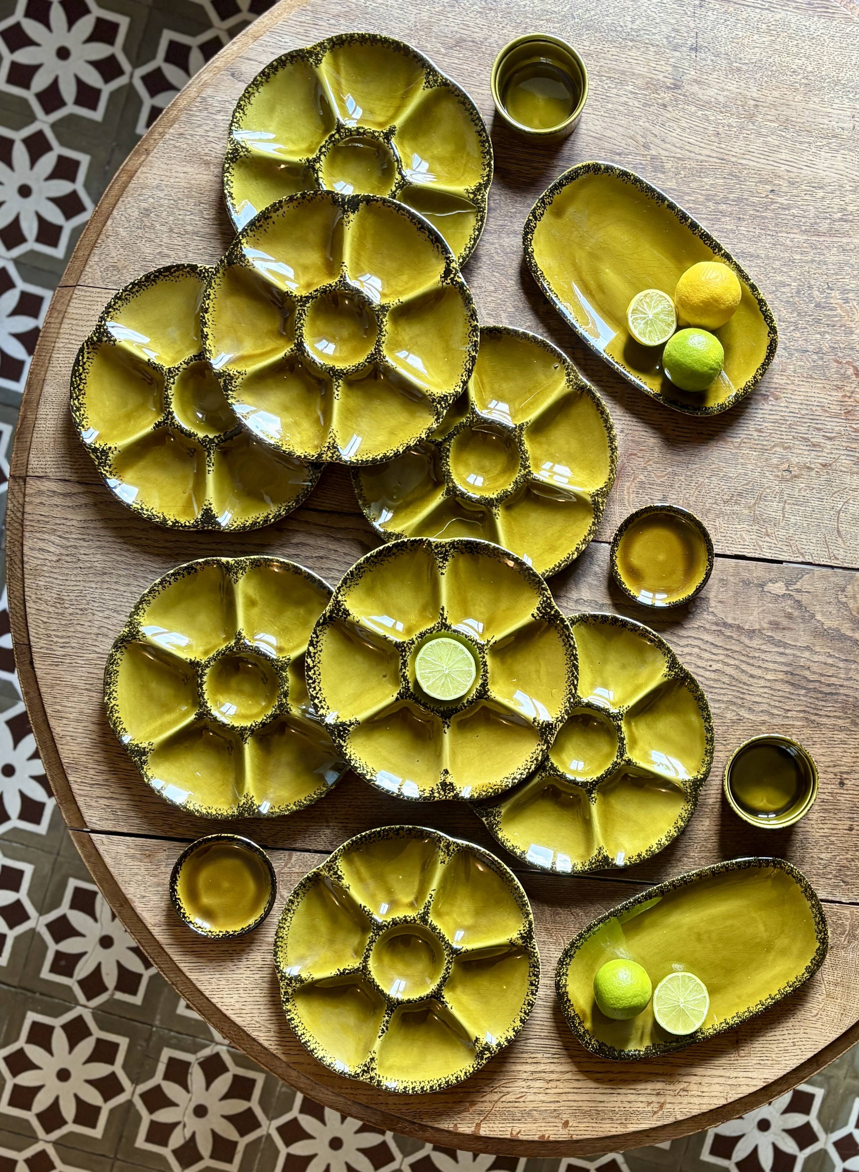 Vintage oyster or shellfish service from Gien