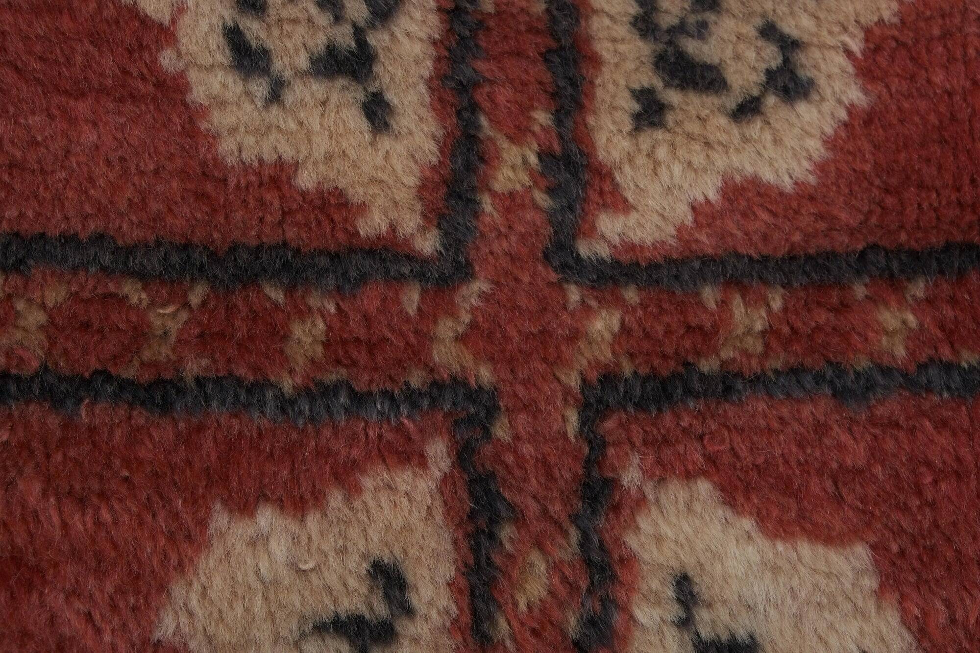 Vintage Turkish handmade rug 142x207 cm