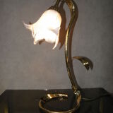 Flower light shade table lamp