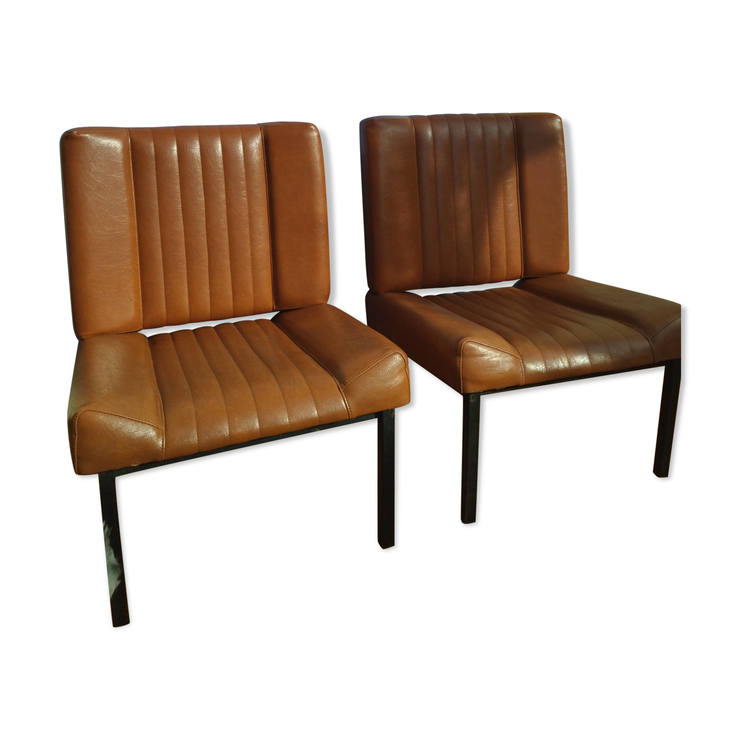 Pair of lounge armchairs, 70s leather