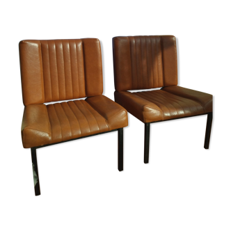 Paire fauteuils années 70 en cuir