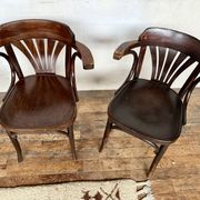 Série de 4 fauteuils vintage en bois courbé – Élégance intemporelle