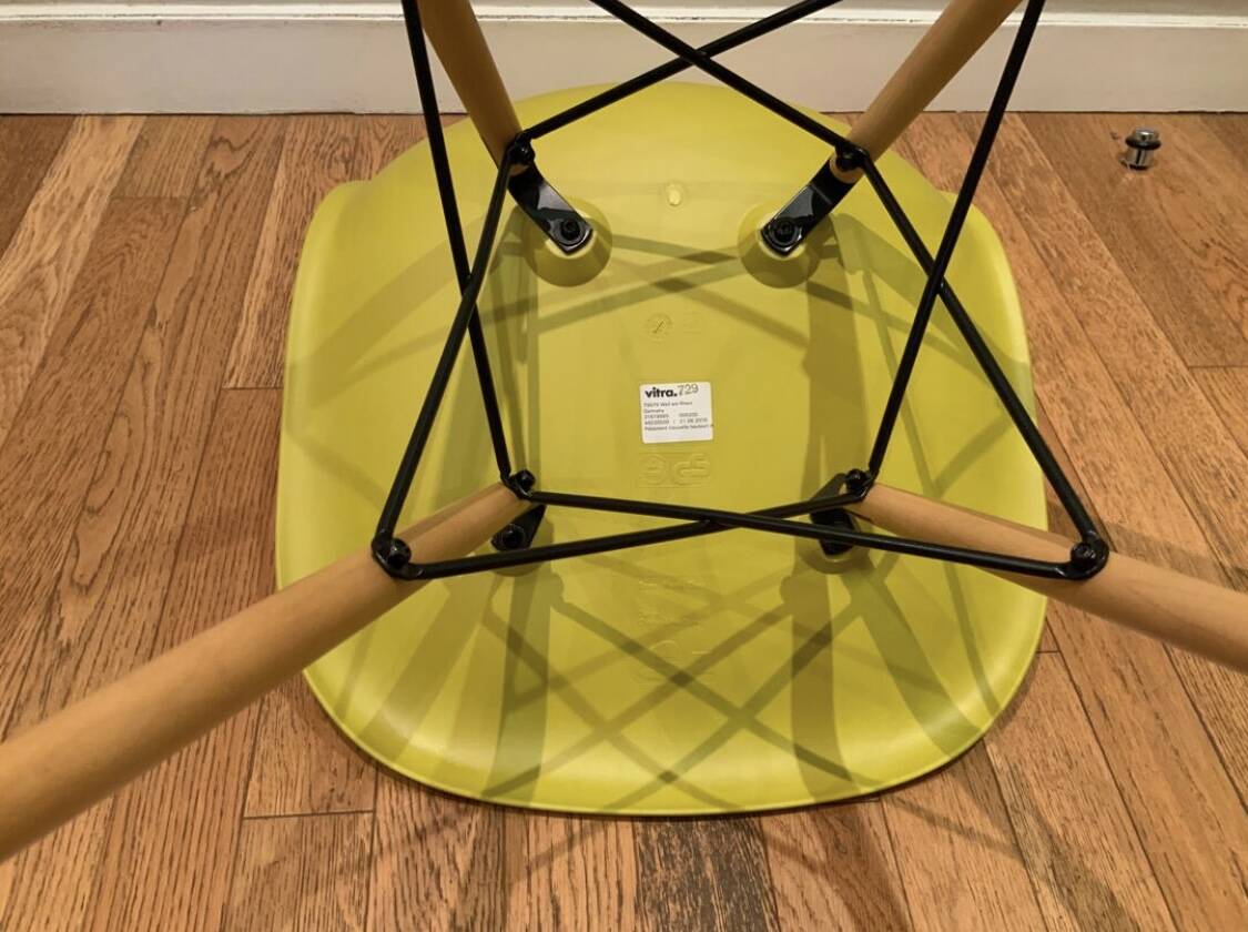 DSW chair by Charles & Ray Eames