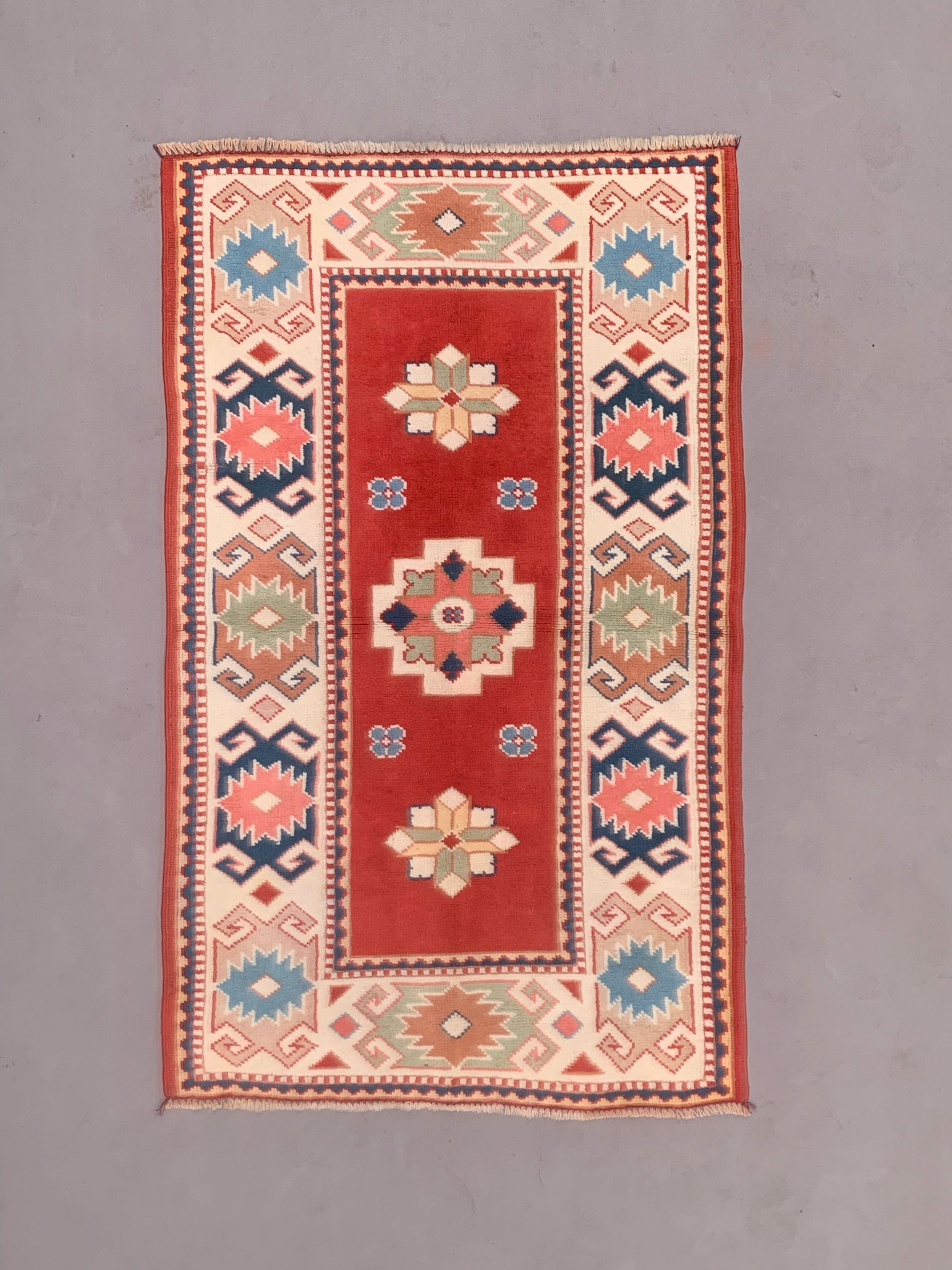 Old turkish kazak rug 140x83 cm vintage, red and blue