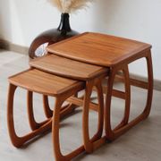 Tables gigognes en teck éditées par Nathan, années 60