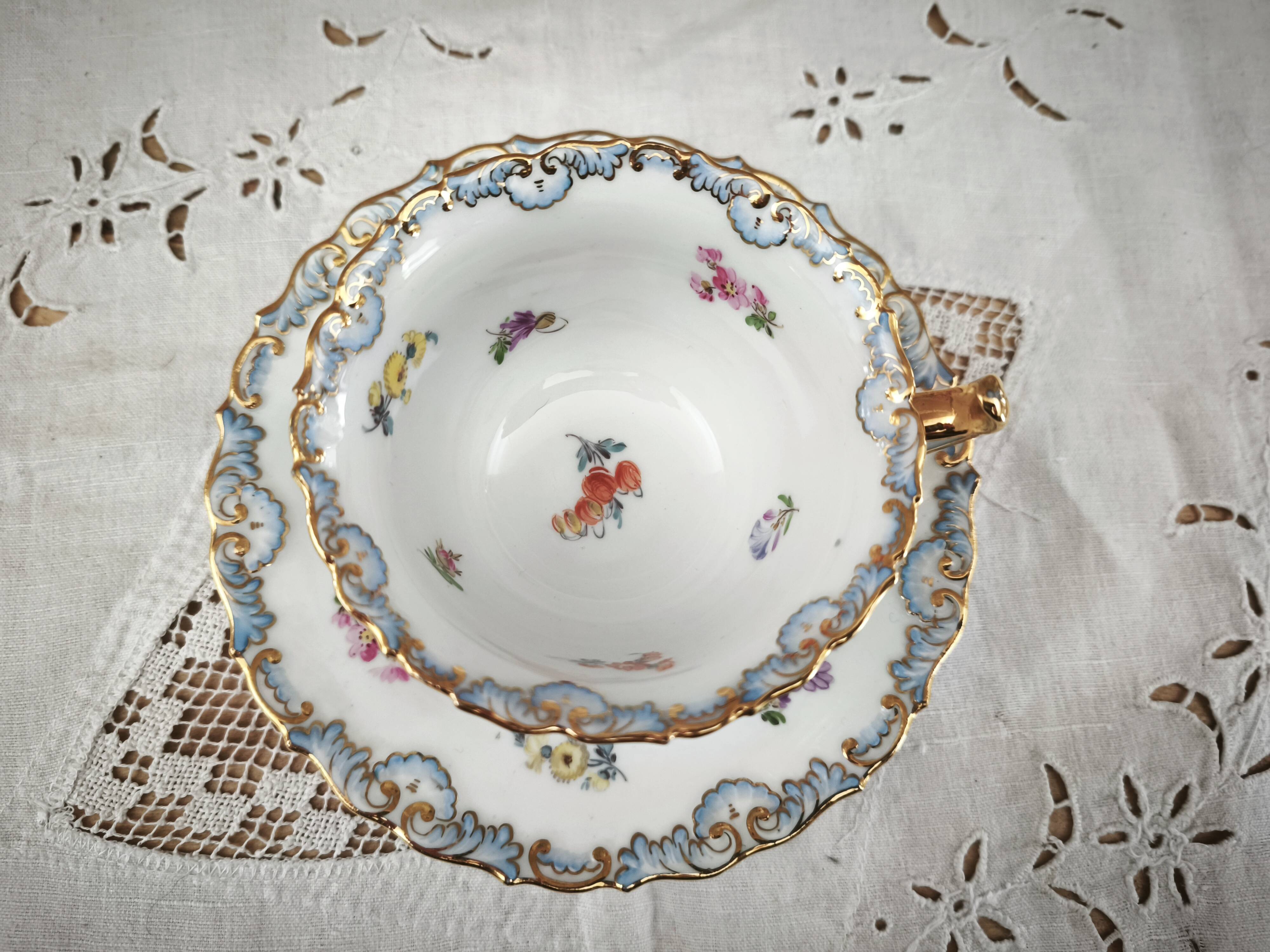 Meissen porcelain Art Nouveau long tea or coffee cup model 1
