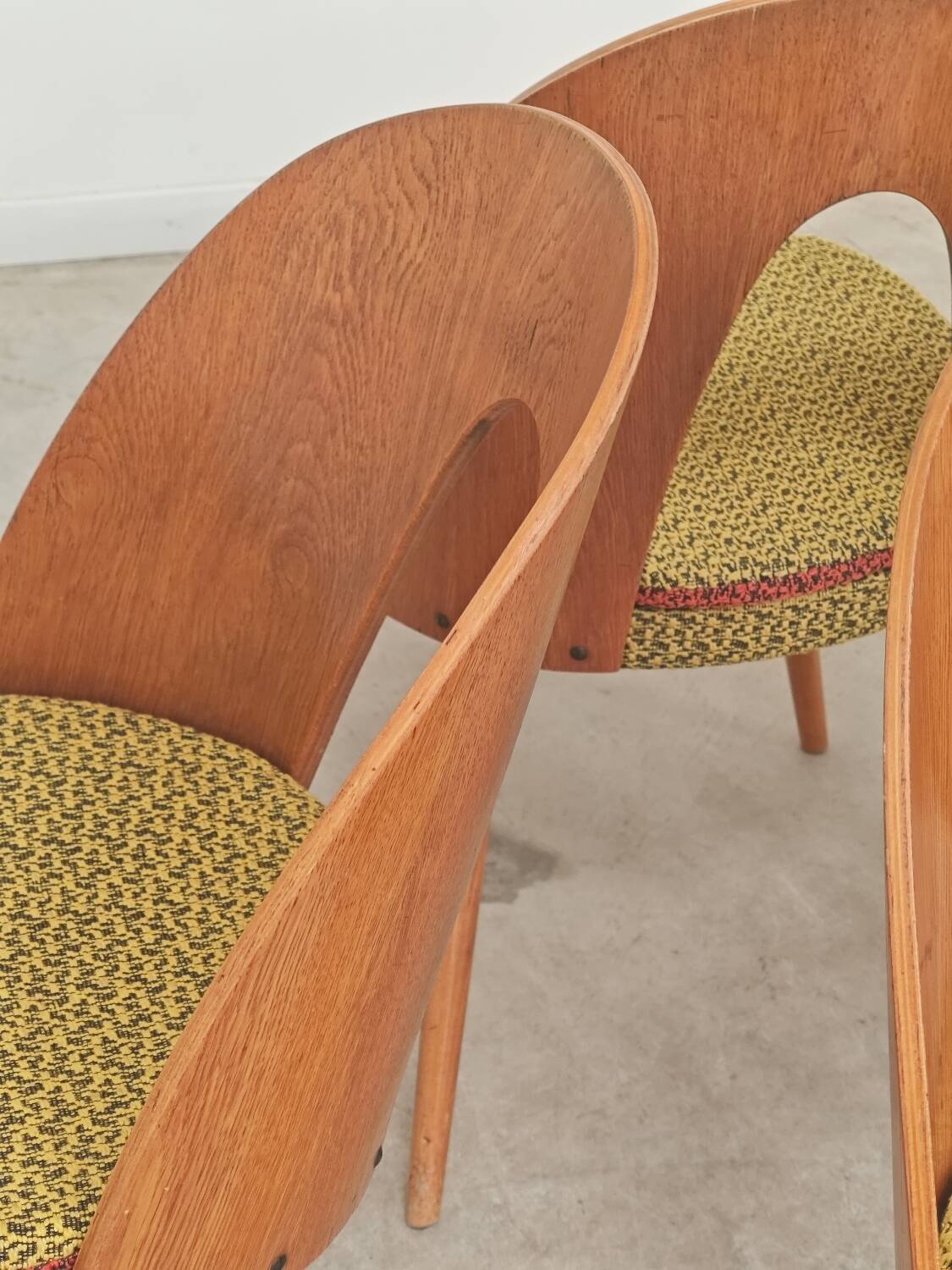 Set of 4 yellow Antonin Suman chairs for Tatra Nabytok 1960