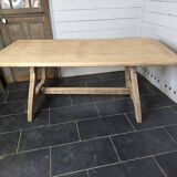 Guillerme and hambron oak table