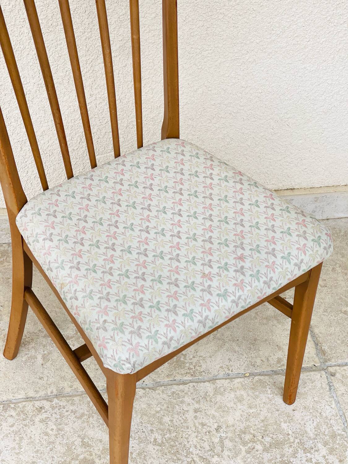 2 vintage chairs from the 1960s