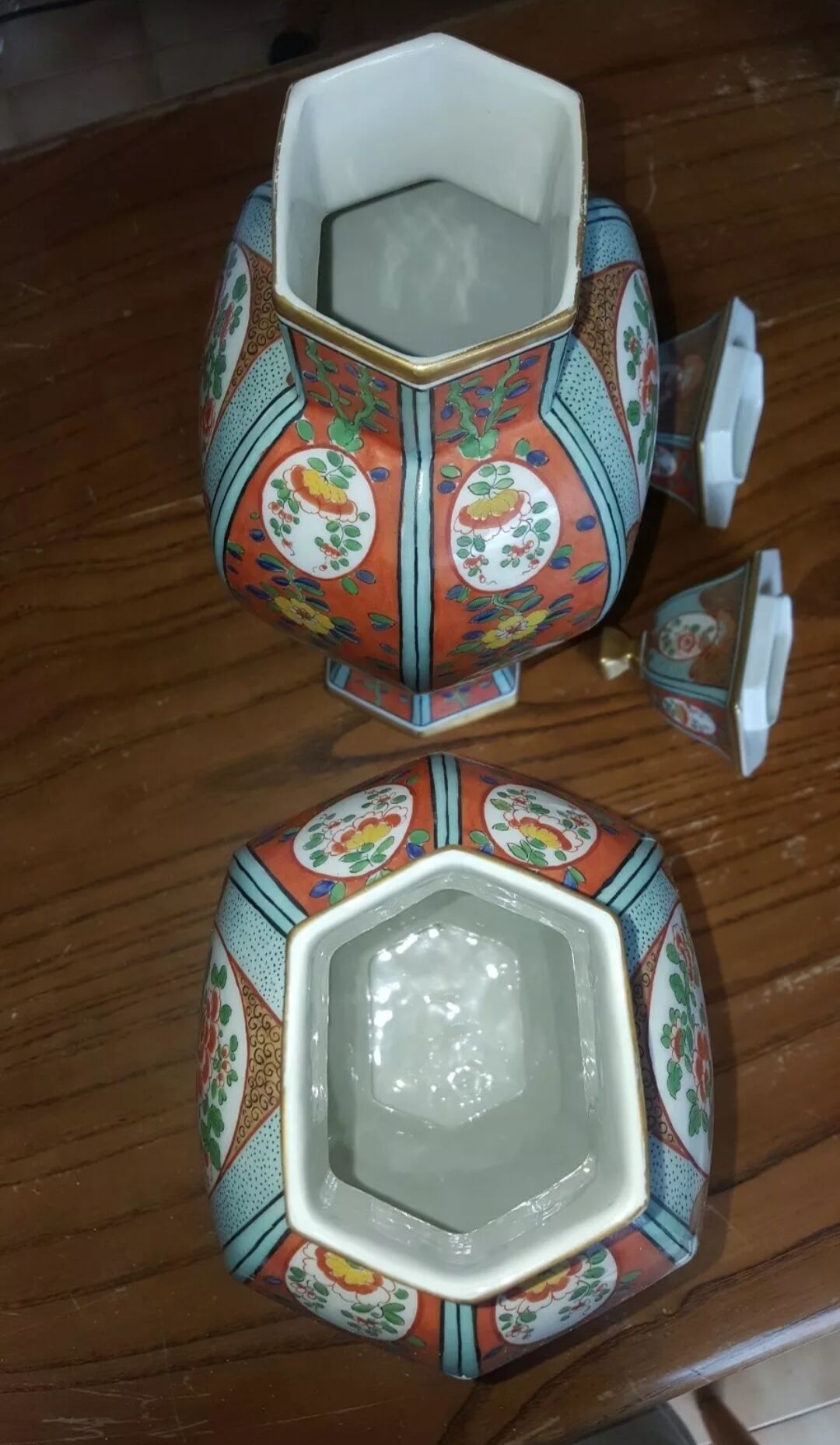 Pair of cutlery vases, urns porcelain polychrome Japan style signed