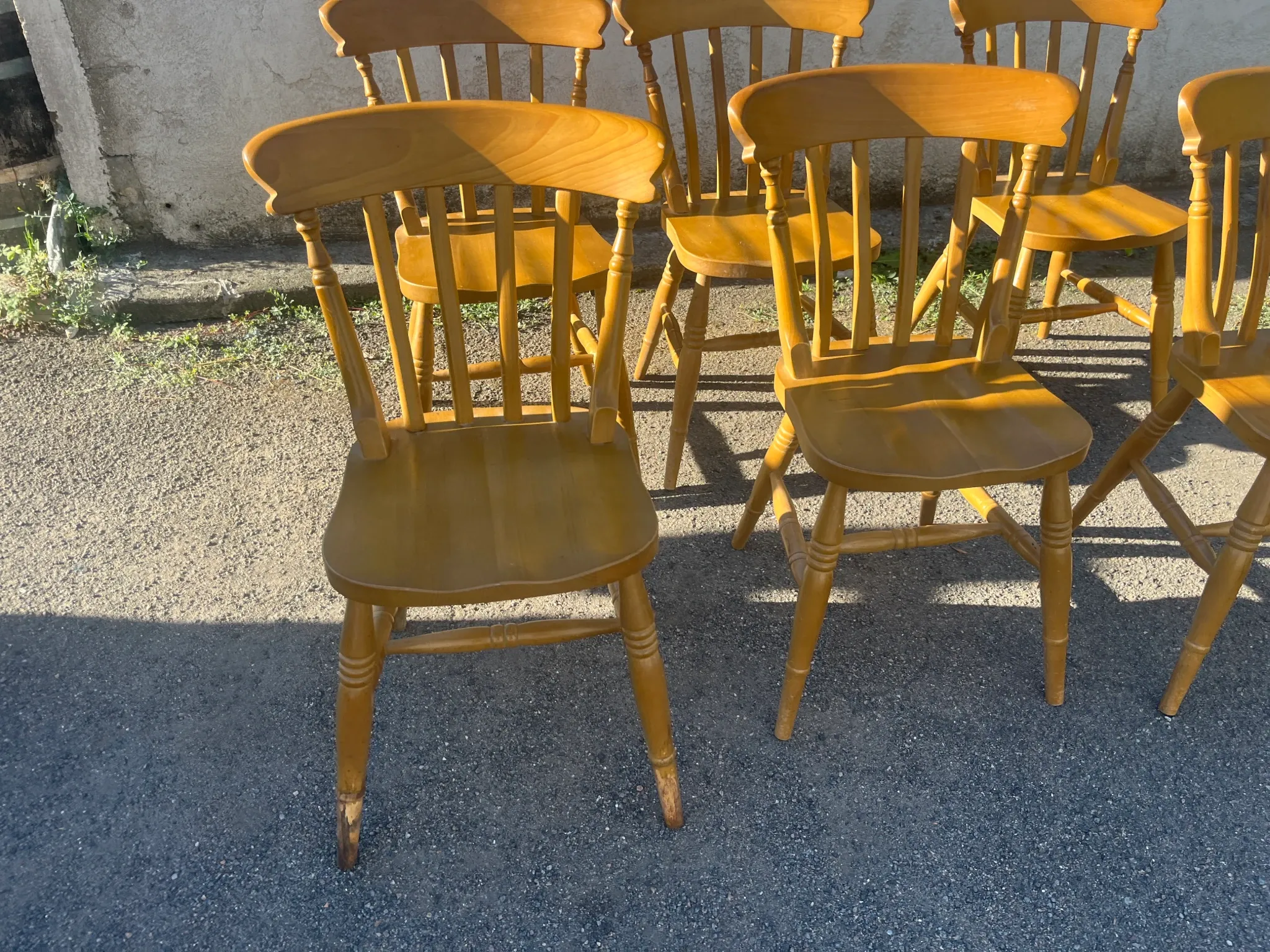 Set of 6 Interior's chairs in solid pine – Honey colour