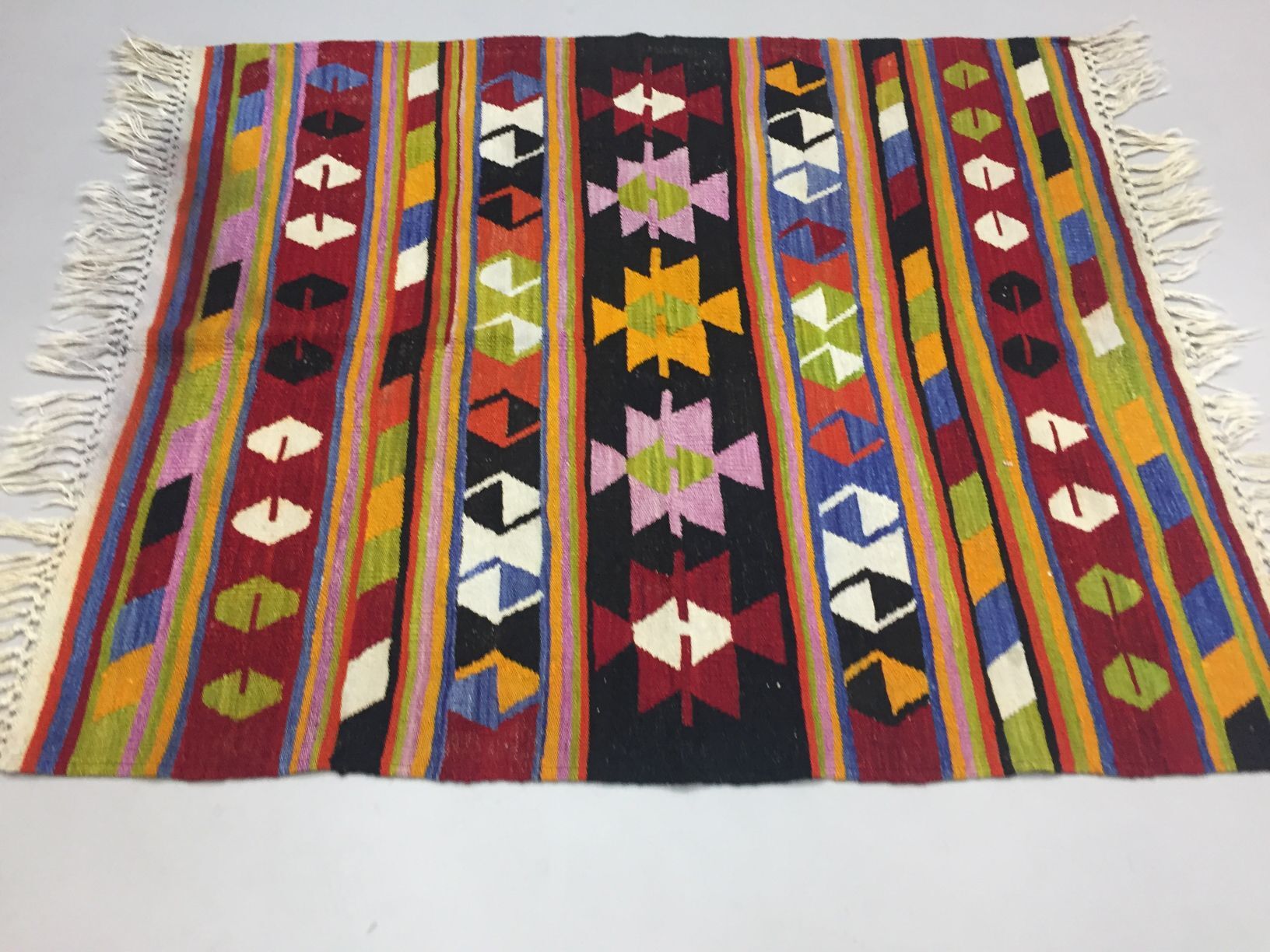 Turkish Kilim 140x118 cm