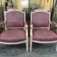 Paire de fauteuils de style Louis XVI