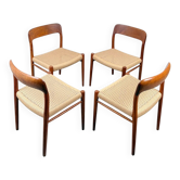 Ensemble de 4 chaises modèle 75 en teck par Niels O. Møller
